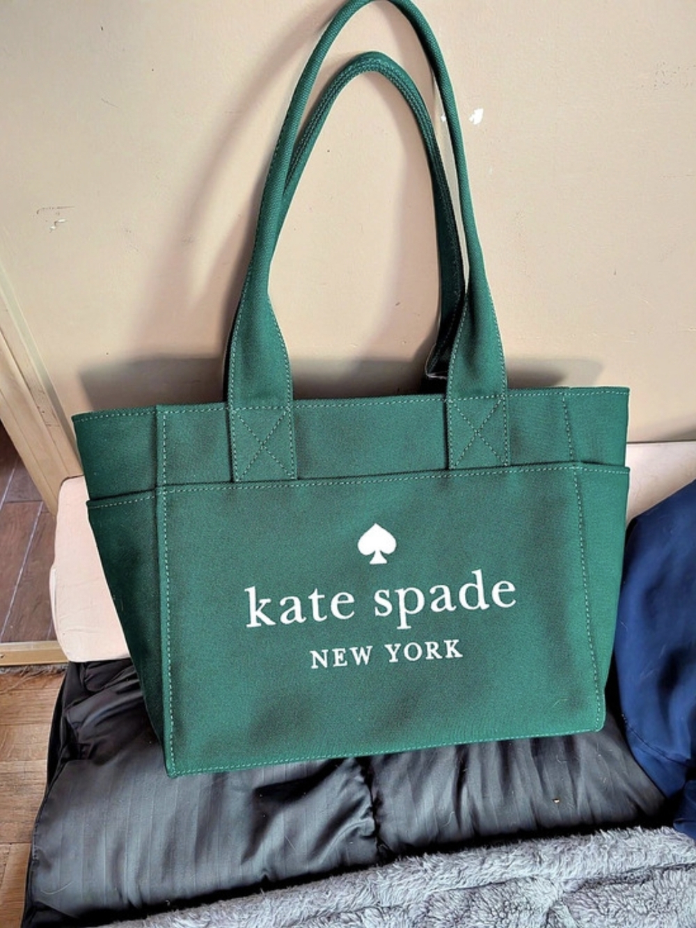 Kate Spade Kitt tote Green Tote NWT
